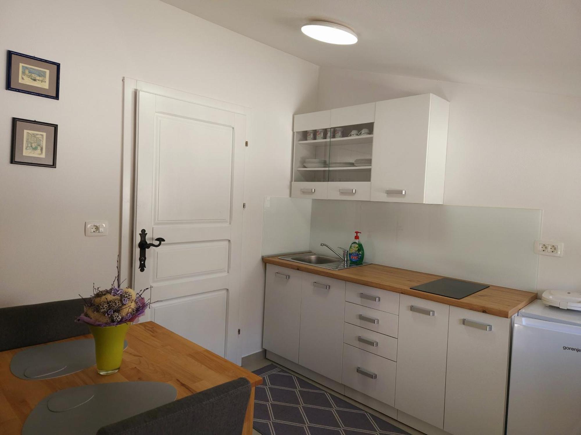 Apartma Lavanda Ferienhaus
